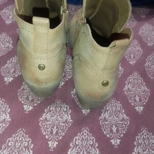 G by Guess Woman's Ankle Boots